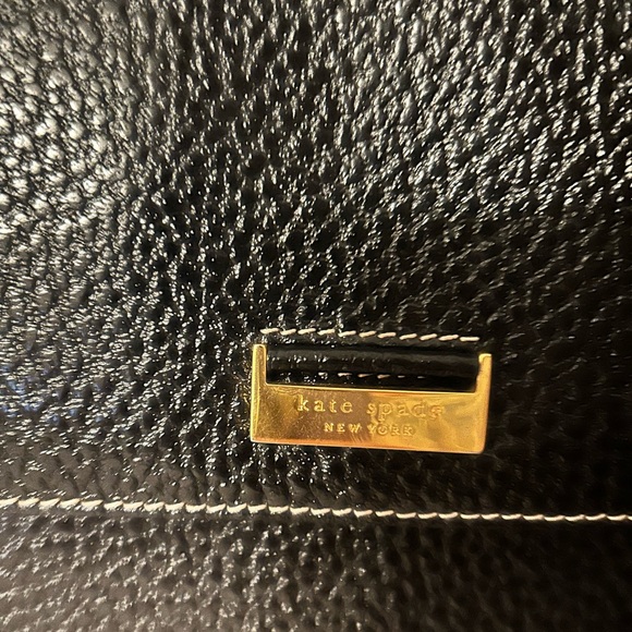 Barely used Kate spade leather purse - Picture 2 of 6